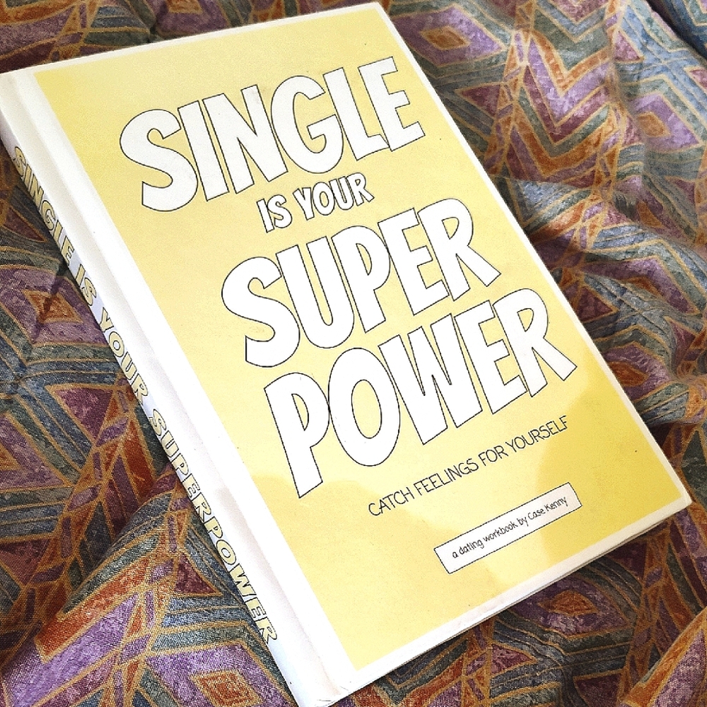 NWOT Yellow And White 'Single is Your Superpower' Party Book - Picture 4 of 5